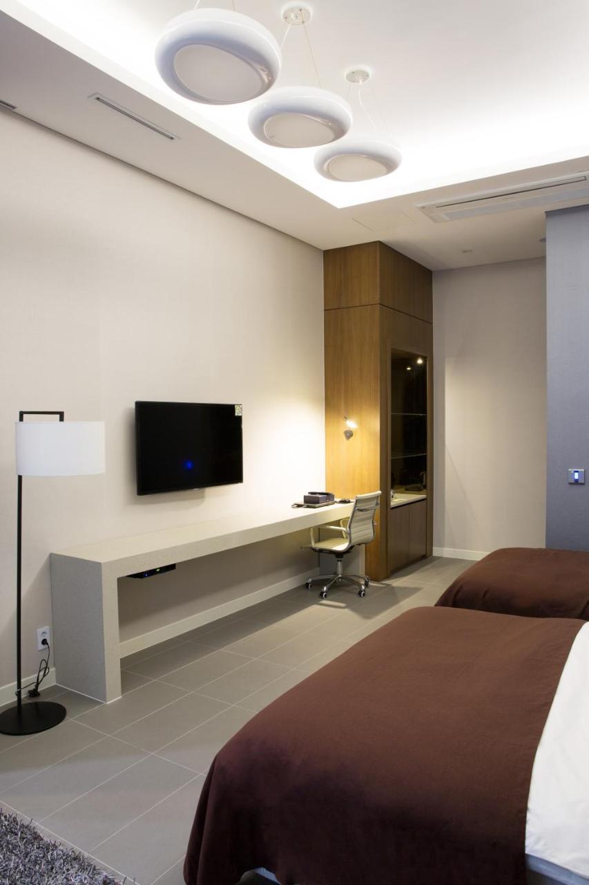 Hotel Mate Bundang Соннам Екстер'єр фото